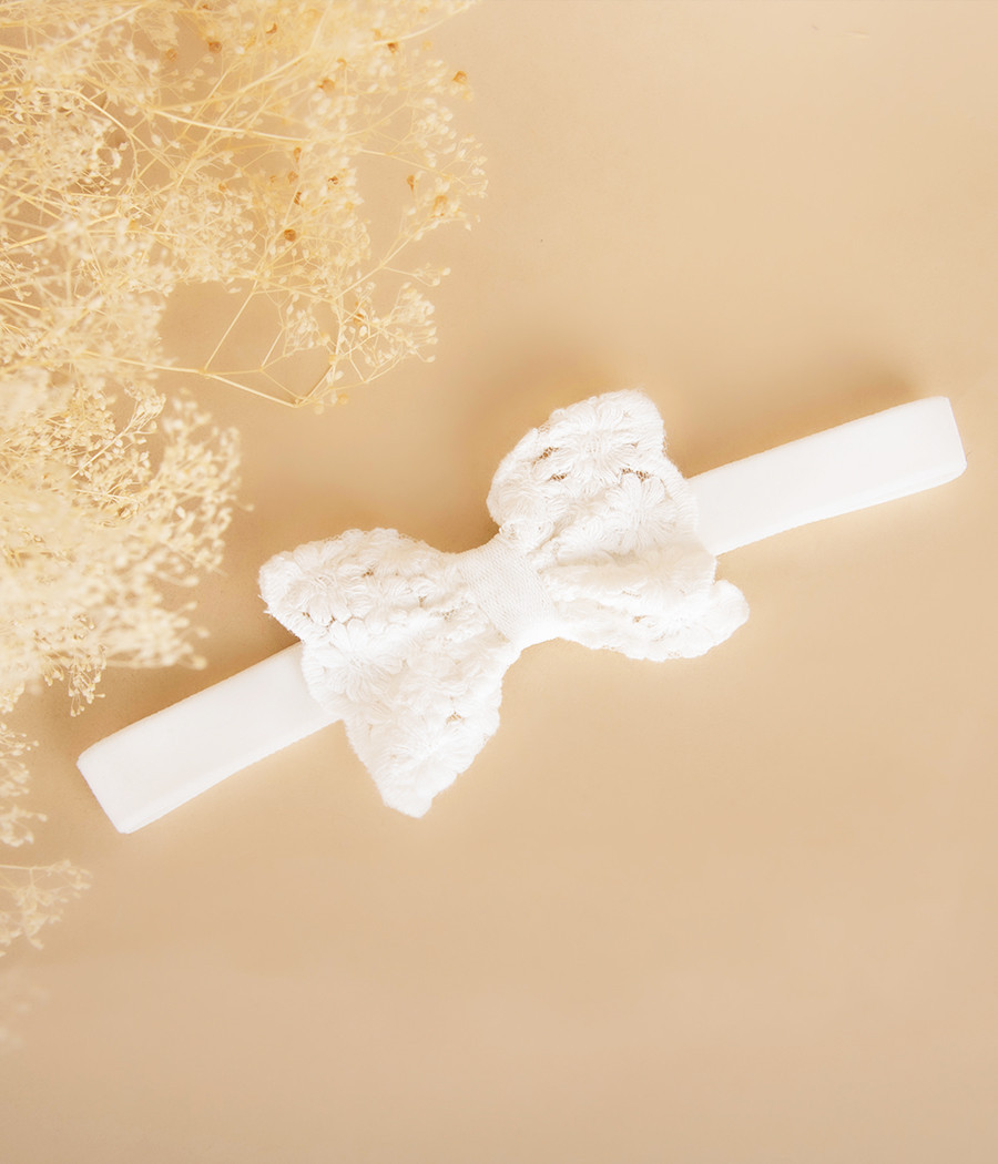 Elastyczna aksamitna opaska do chrztu z koronkową kokardką - minimi