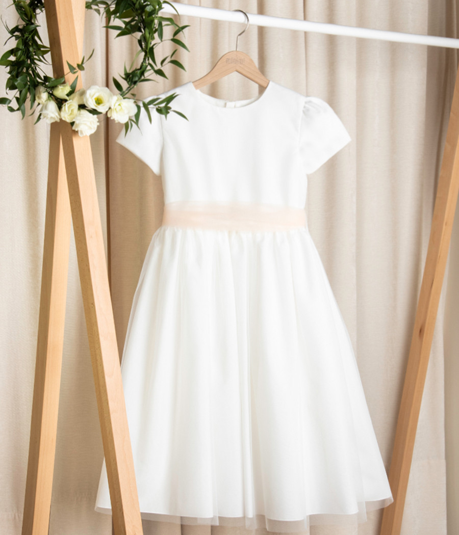 Sukienka tiulowa dla dziewczynki z różową szarfą - minimi