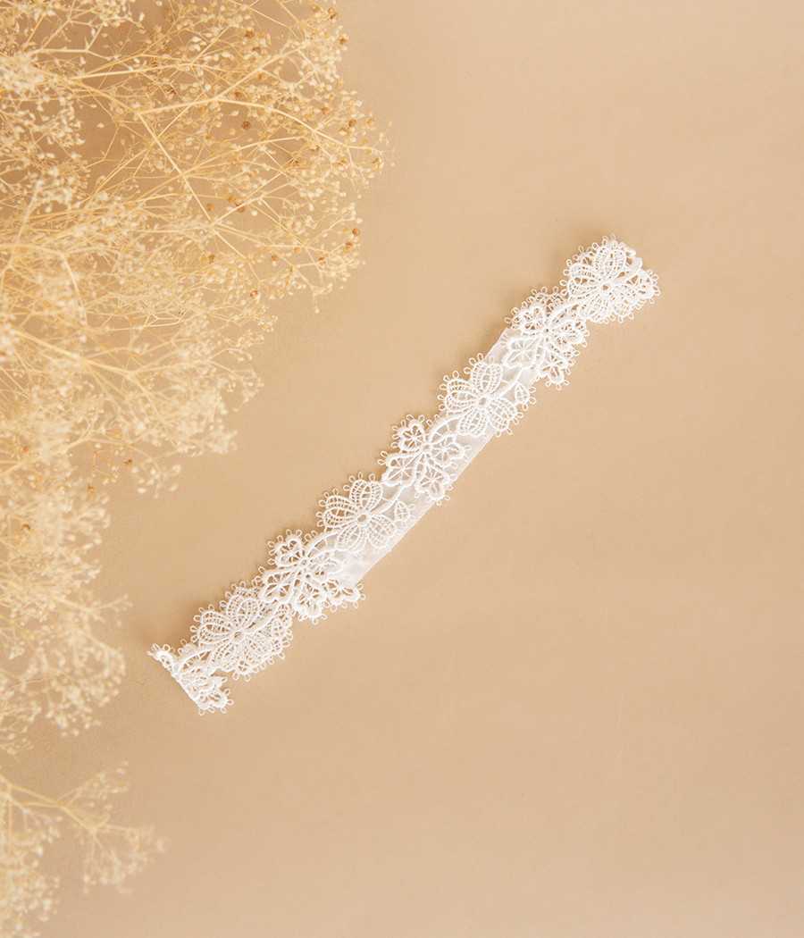 Opaska koronkowa śmietankowa elastyczna - minimi