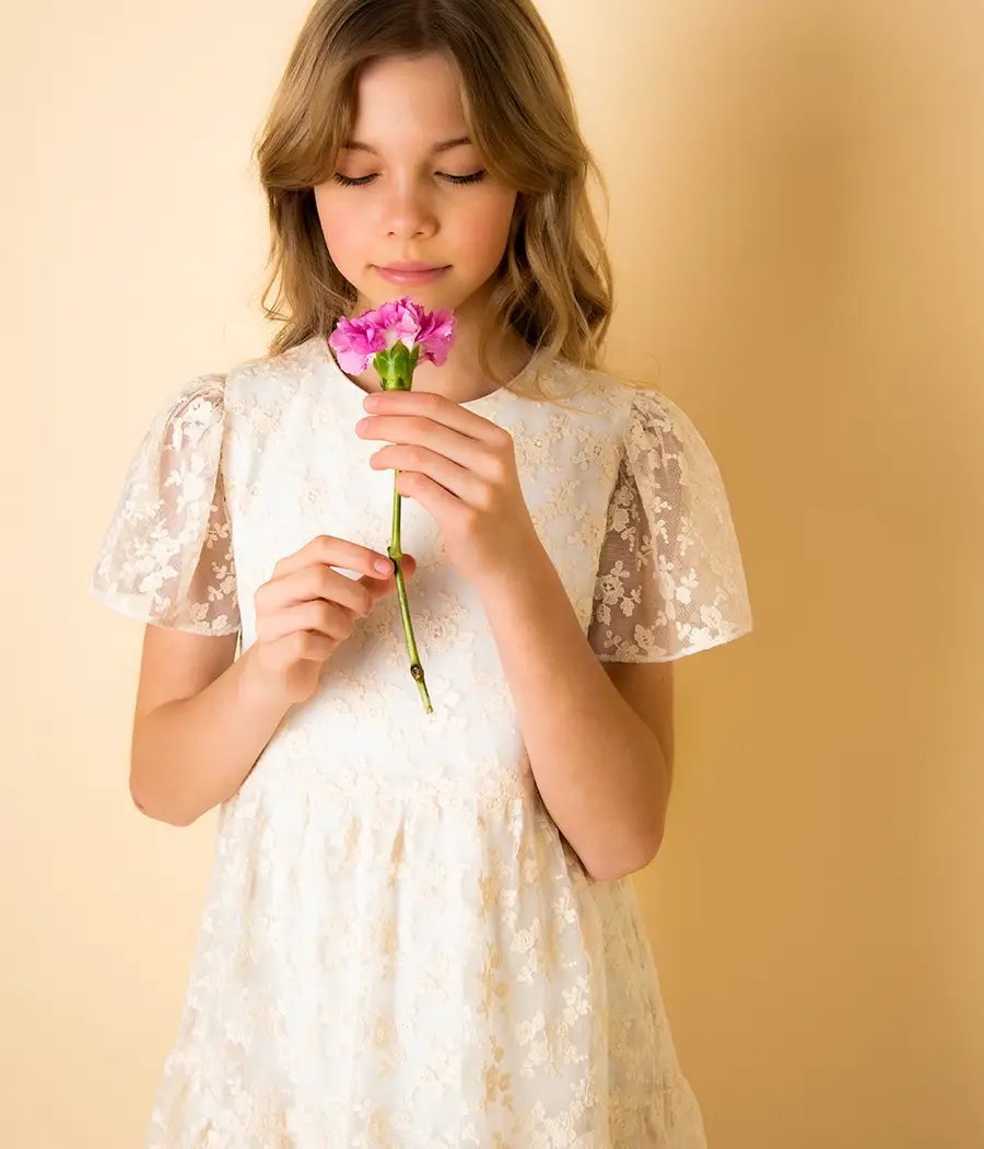 Sukienka koronkowa dla dziewczynki na wyjątkowe okazje - minimi