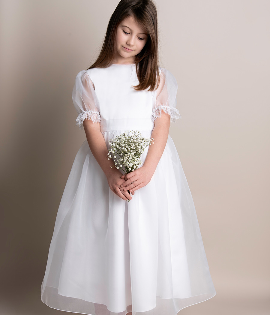 Sukienka biała z rękawem bufką z koronką