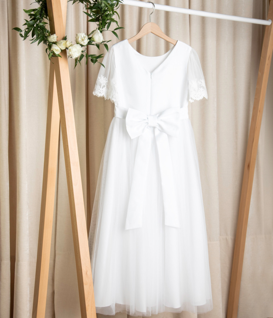 Sukienka komunijna z koronkowym rękawkiem Laura - minimi