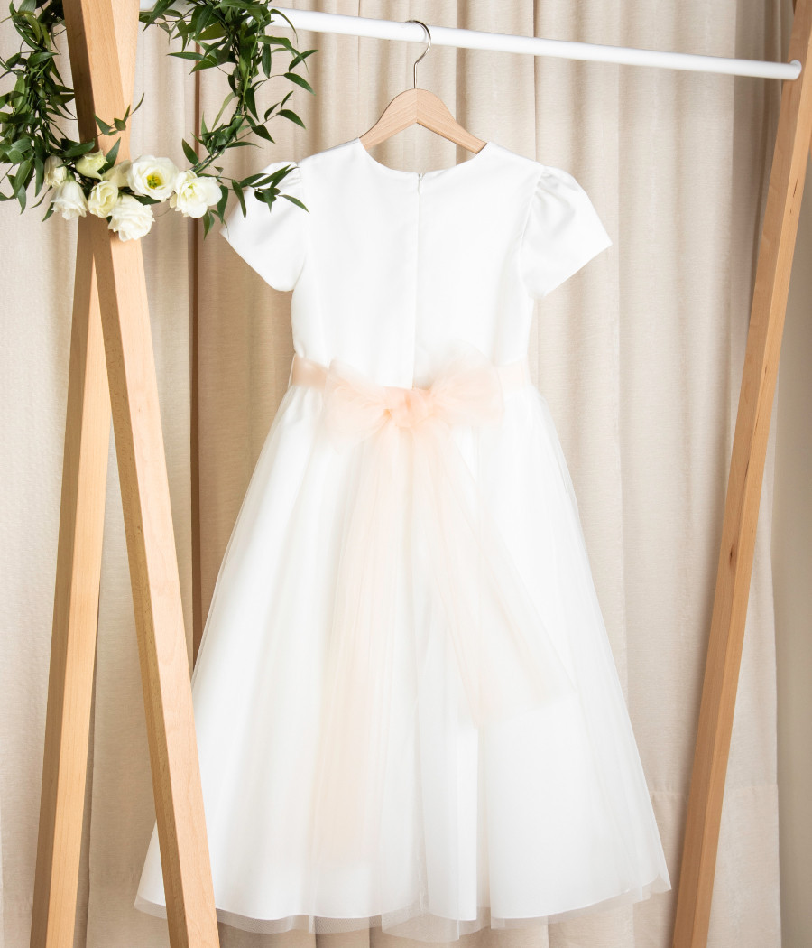 Sukienka tiulowa dla dziewczynki z różową szarfą - minimi