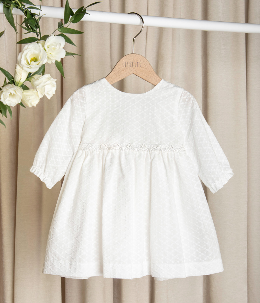Sukienka do chrztu dla dziewczynki bawełniana z ozdobnym haftem