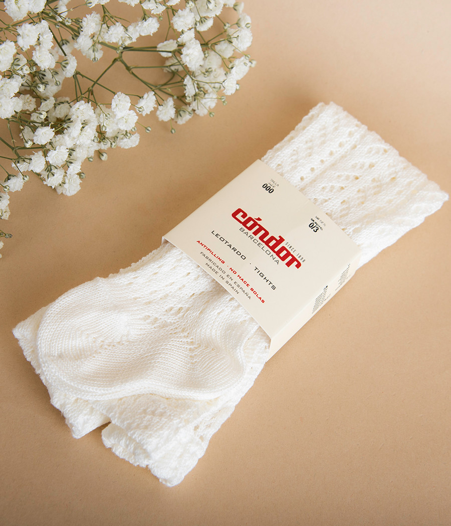 Ażurowe rajstopki do chrztu marki Condor