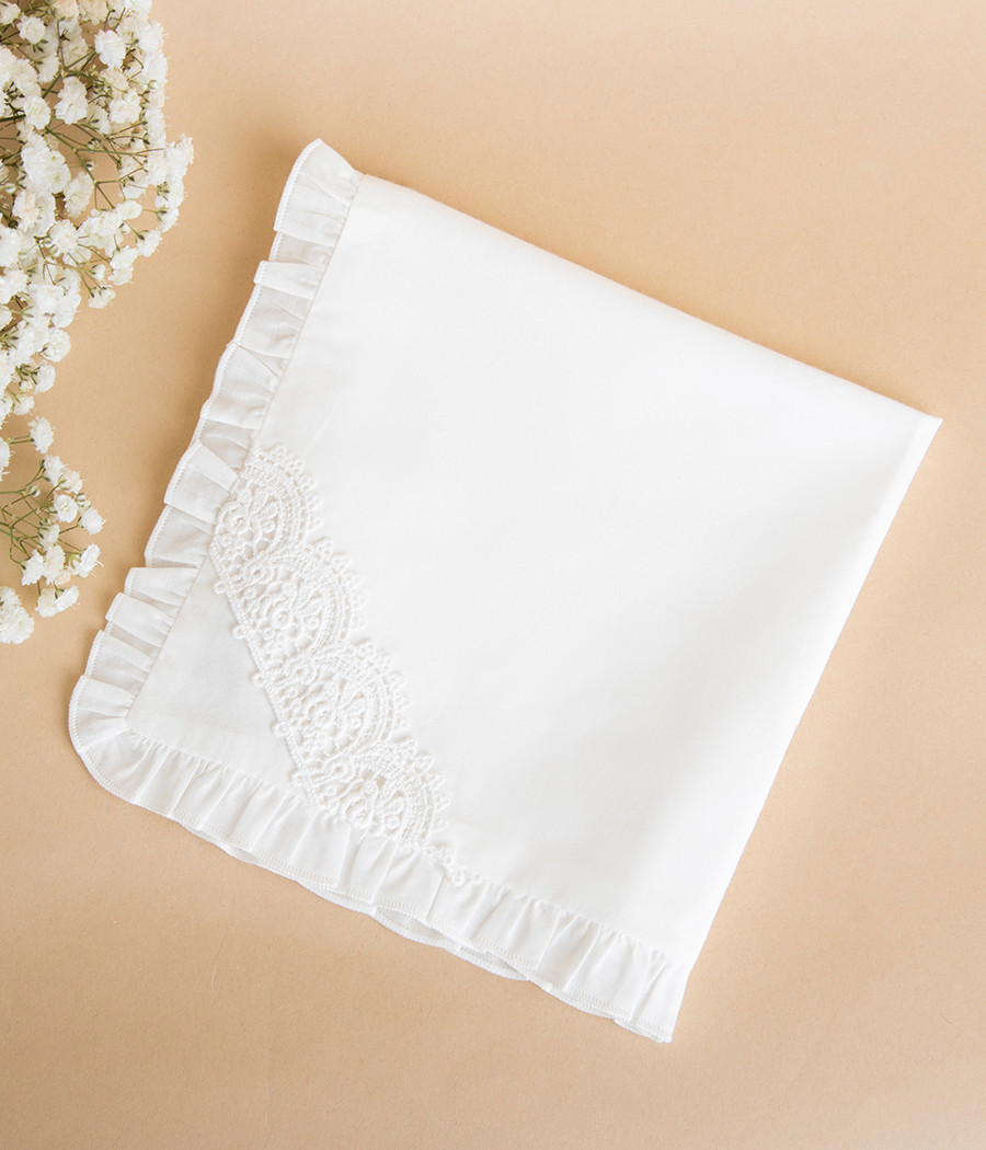 Szatka i profitka do chrztu śmietankowe z bawełnianą koronką - minimi